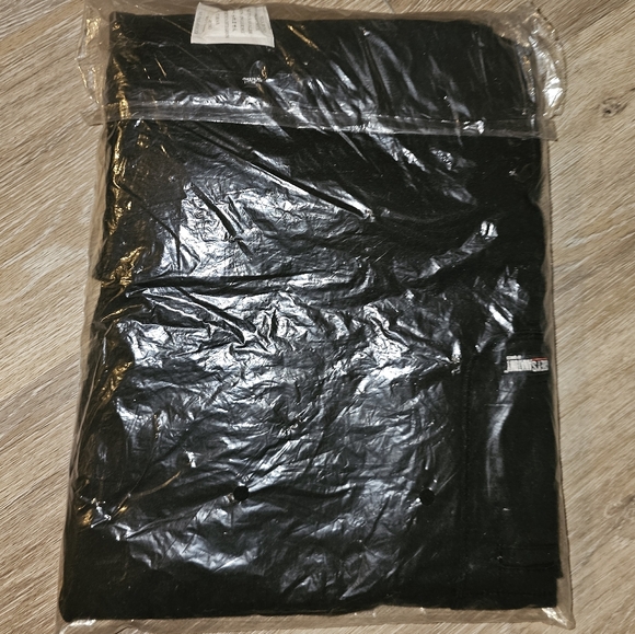 NEW WITH TAGS Greys anatomy black XL petite Scrub pants jogger style - Picture 12 of 12